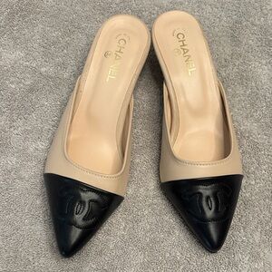 Two-Tone Beige and Black Mules